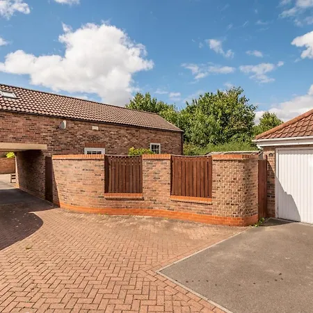 20 Hazelnut Grove Spacious Contemporary 2-bed House In - Pass The Keys 约克