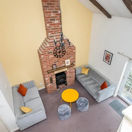 20 Hazelnut Grove Spacious Contemporary 2-bed House In - Pass The Keys York