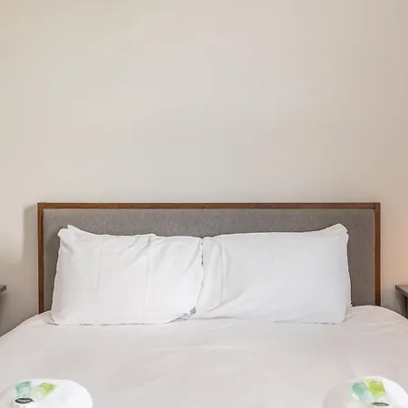 度假居 20 Hazelnut Grove Spacious Contemporary 2-bed House In - Pass The Keys