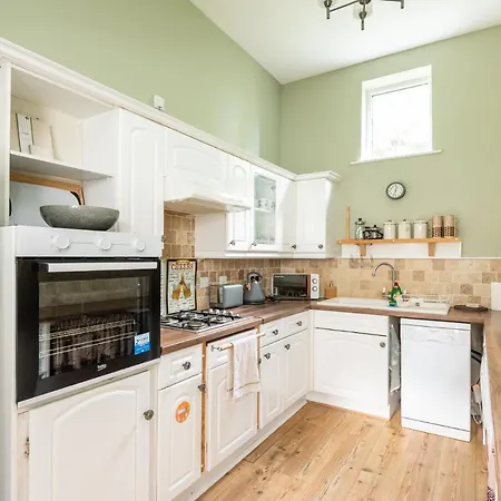 20 Hazelnut Grove Spacious Contemporary 2-bed House In - Pass The Keys 度假居 *