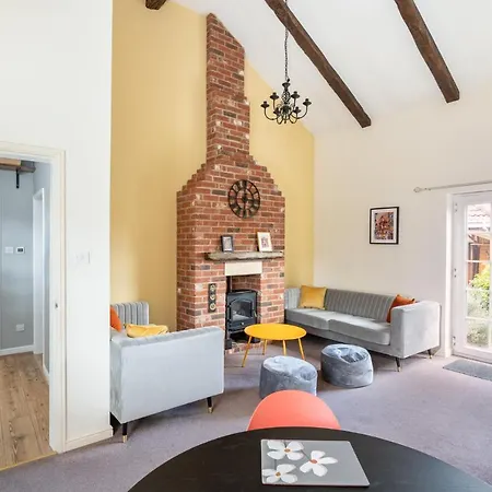 20 Hazelnut Grove Spacious Contemporary 2-bed House In - Pass The Keys Йорк