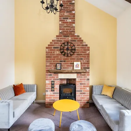 別荘 20 Hazelnut Grove Spacious Contemporary 2-bed House In - Pass The Keys *